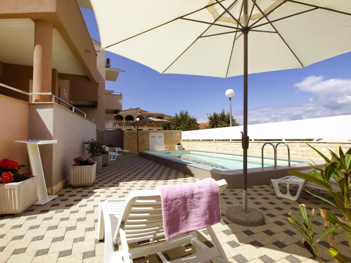 Apartment Mlasina-3 By Interhome Nin Exterior foto
