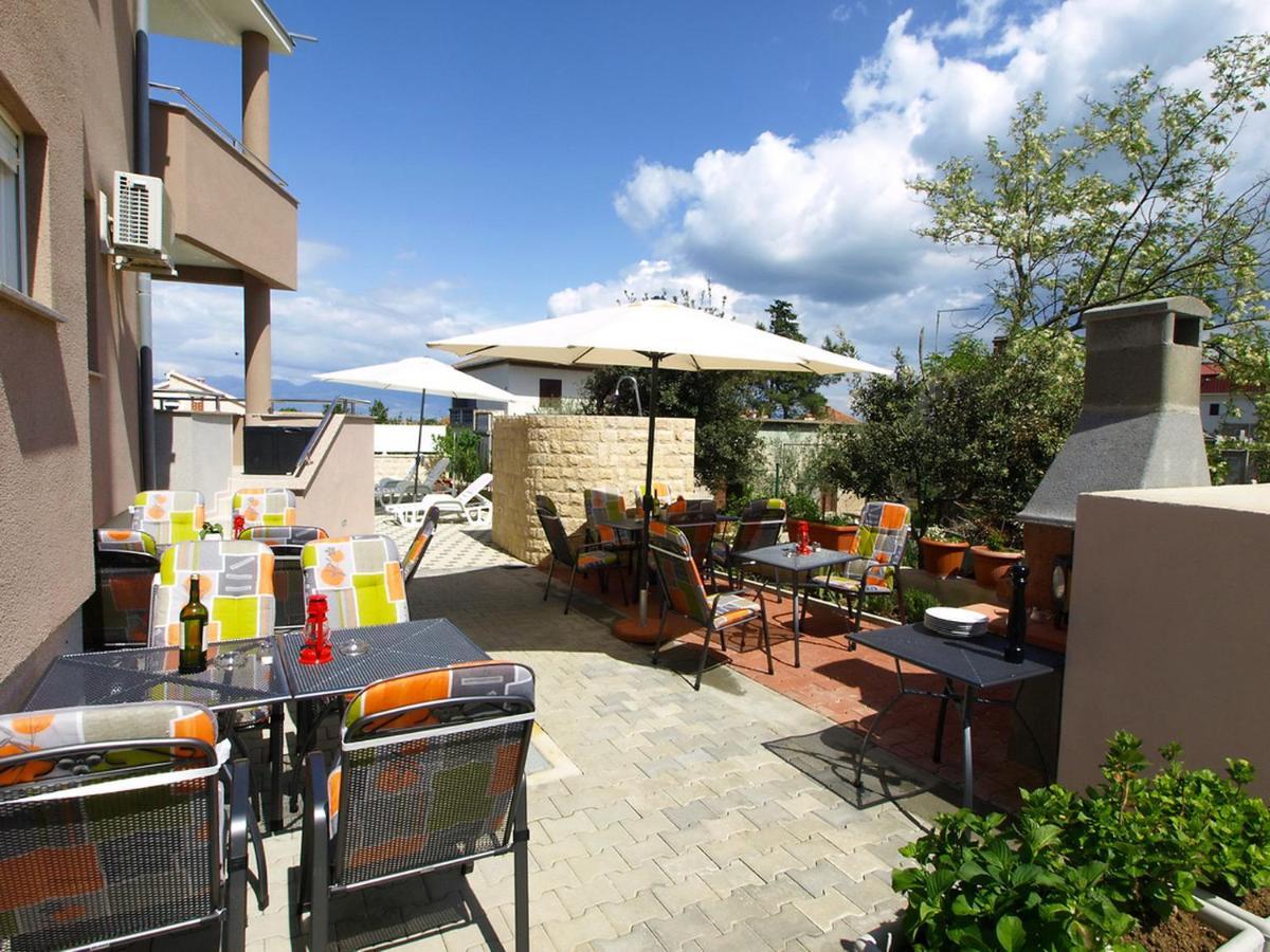 Apartment Mlasina-3 By Interhome Nin Exterior foto