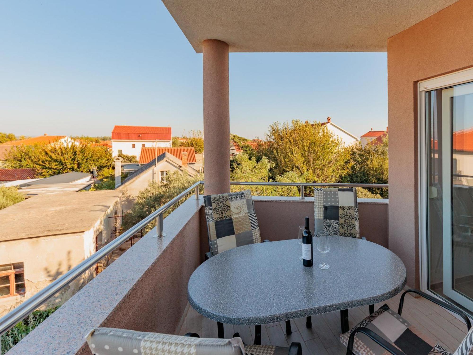 Apartment Mlasina-3 By Interhome Nin Exterior foto