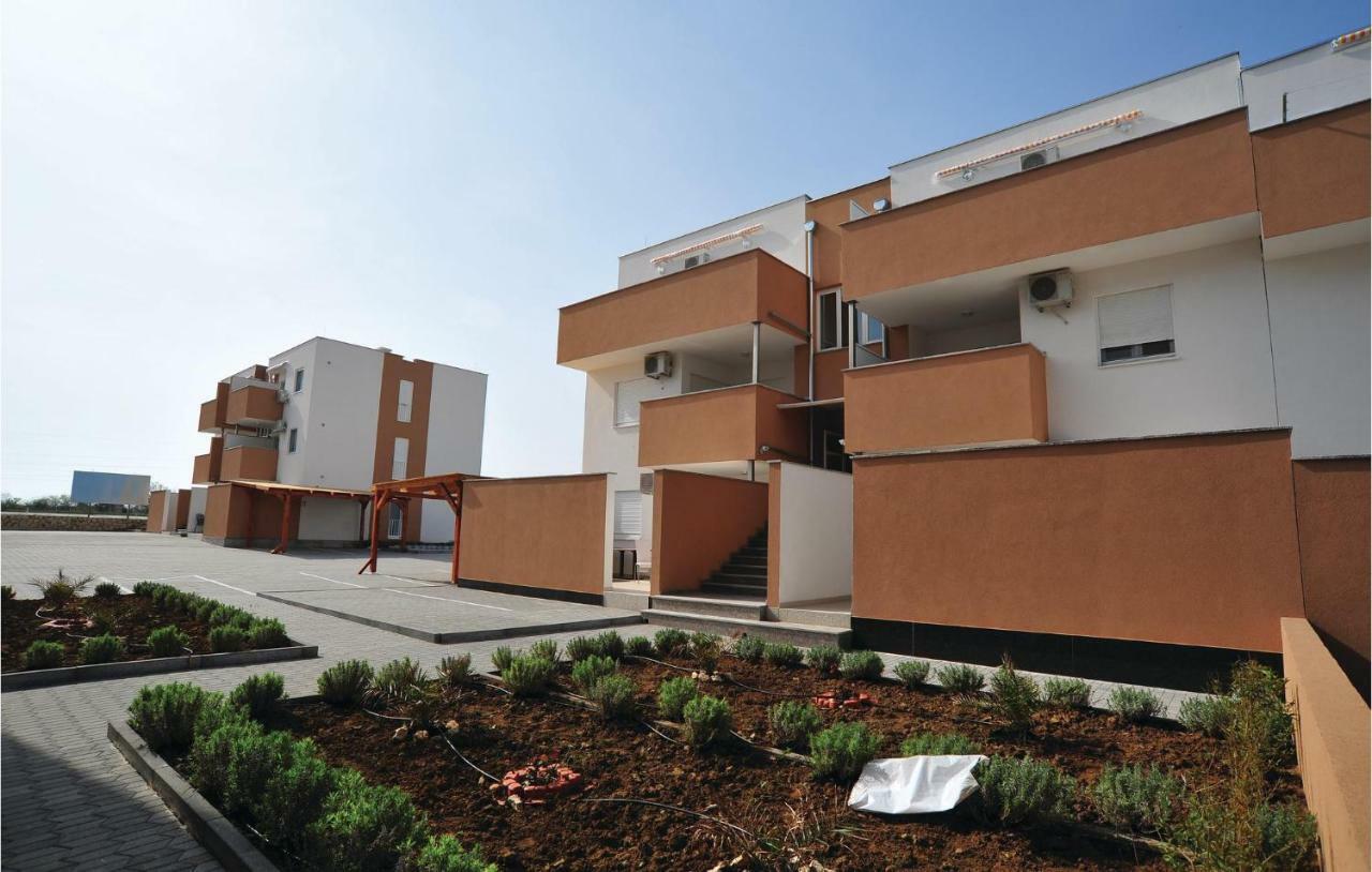 Apartment Mlasina-3 By Interhome Nin Exterior foto